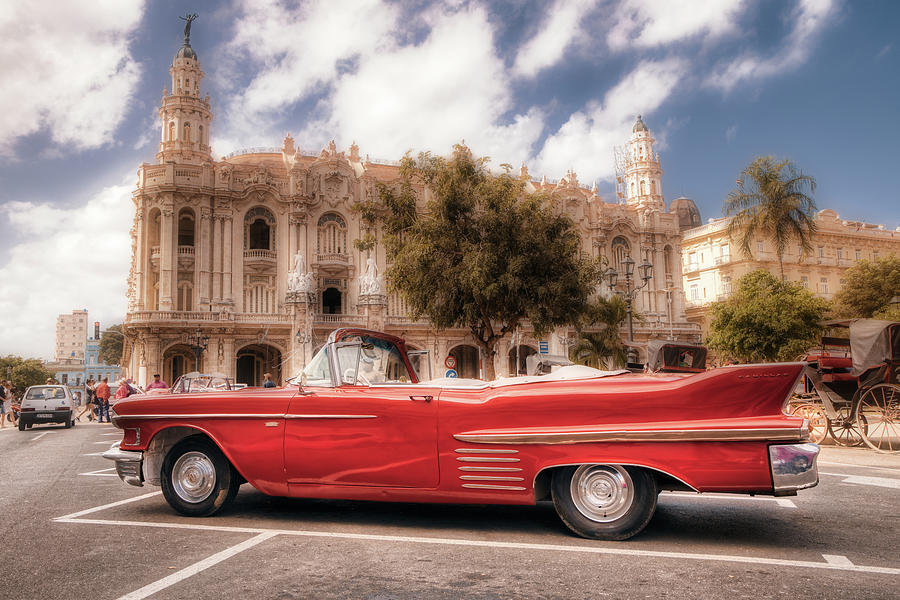 A Cadillac and the Hotel Inglaterra Photograph by Micah Offman