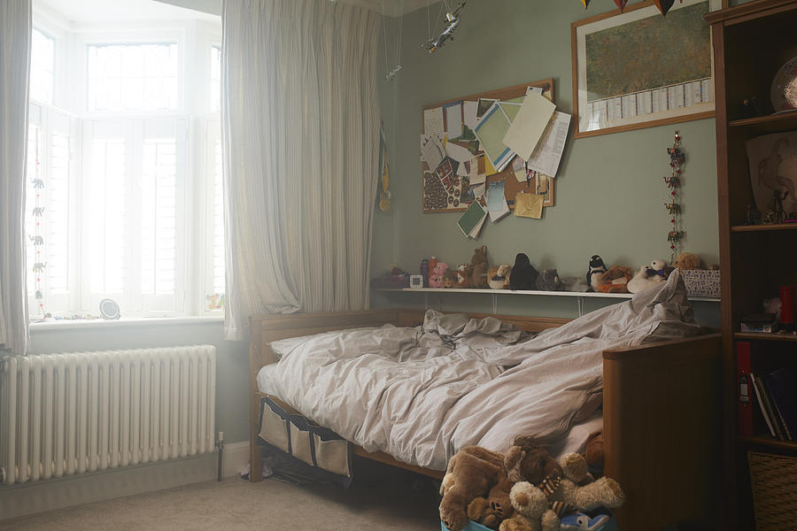A childs bedroom Photograph by Kelvin Murray