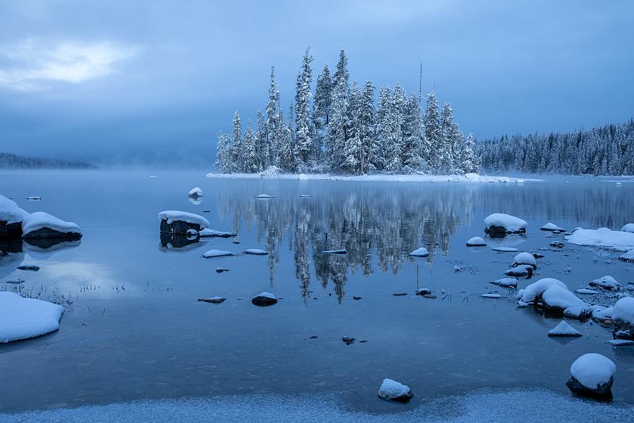 A Chilling Winter Morning Photograph by Lynn Hopwood