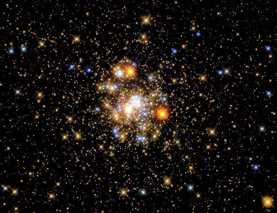 A Glittering Globular Cluster Photograph