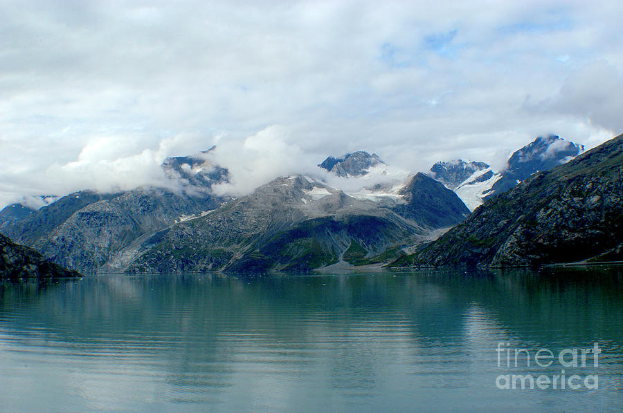 A panoramic view of Glacier Bay, Alaska Photograph by Gunther Allen