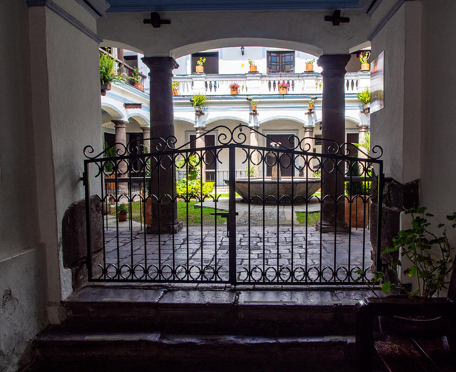 A Quito Courtyard Photograph by L Bosco