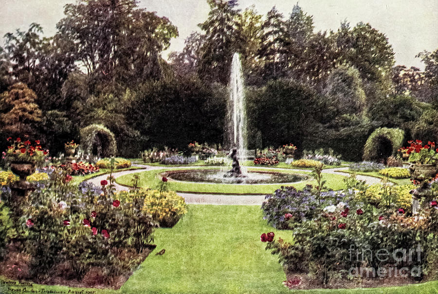 A Round Garden j3 Drawing by Historic Illustrations