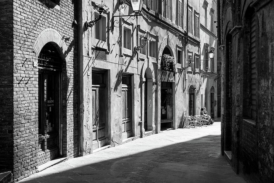 Black And White Photograph - A Street In Florence by Peter OReilly