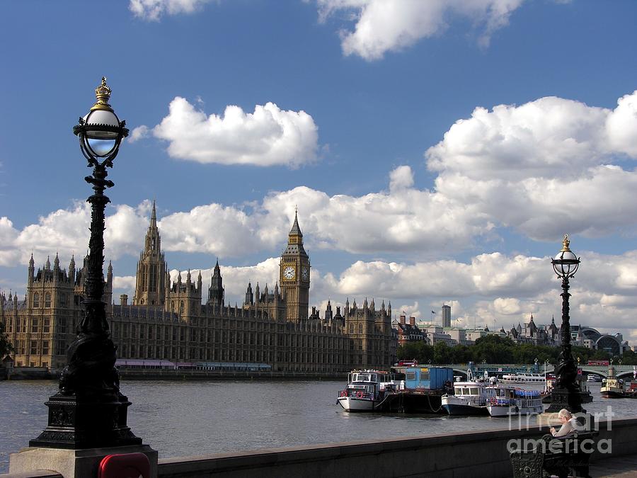 A Sunny Day In London Photograph by Mel Steinhauer