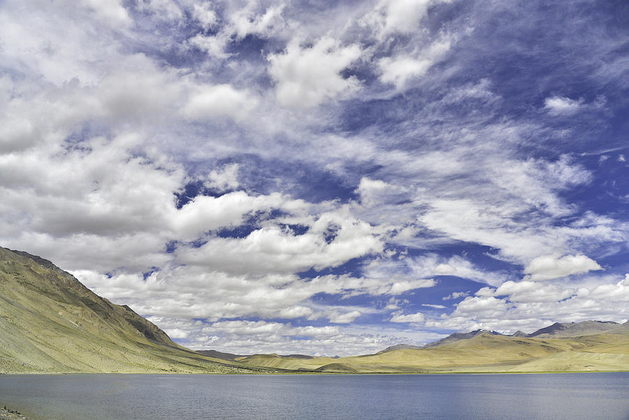 A view of Tso Moriri (lake Moriri) in the Himalayas mountain range in Ladakh, India. Photograph by Photo by Supoj Buranaprapapong