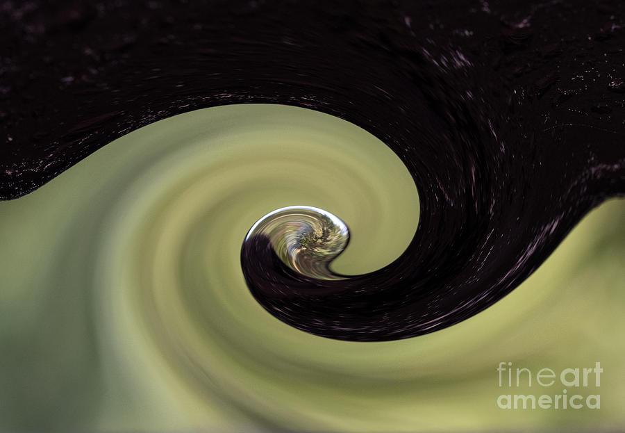 A Water Drop in the Abstract Digital Art by L Bosco