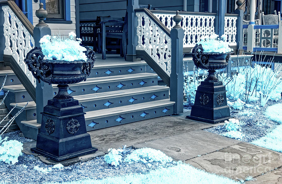 A Welcome House in Ocean Grove Infrared Photograph by John Rizzuto