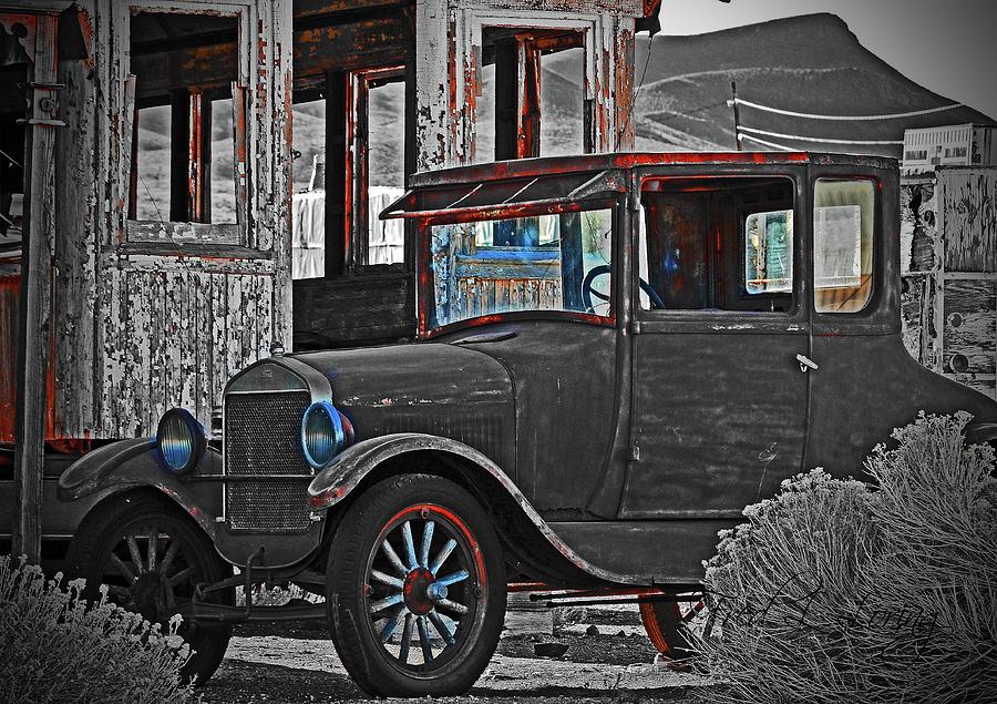  Abandon Car In Goldfield,NV  Digital Art by Fred Loring