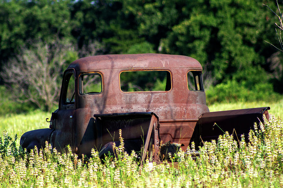 Abandon Truck Thackerville Oklahoma Photograph by Peter Stawicki - Fine ...