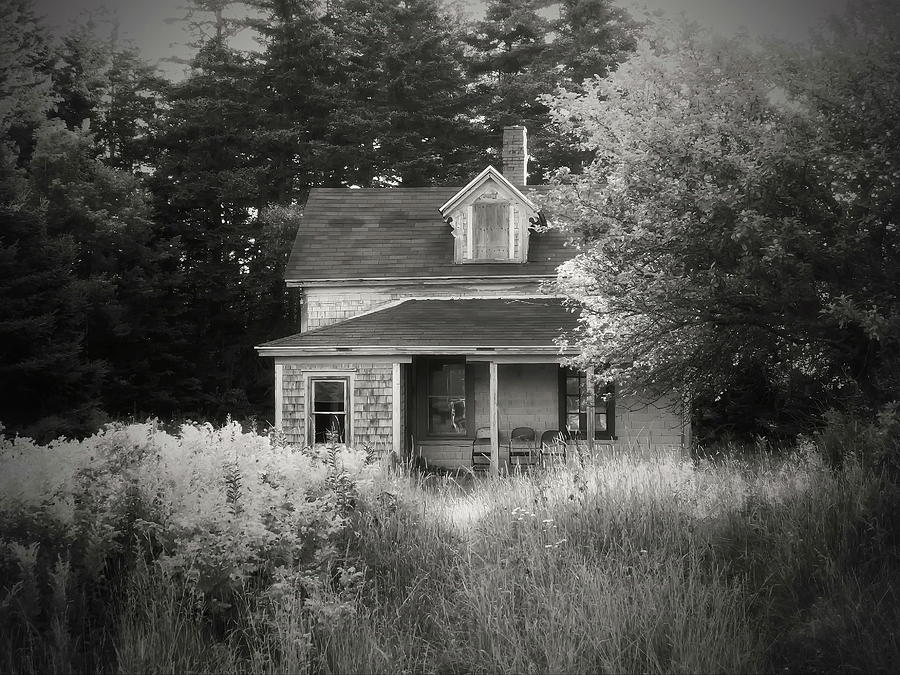 Abandoned Photograph by Alan Norsworthy