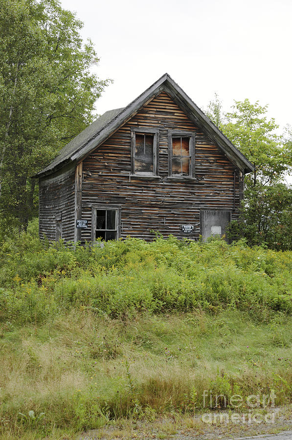 Abandoned Barn - Jefferson New Hampshire  Photograph by Erin Paul Donovan