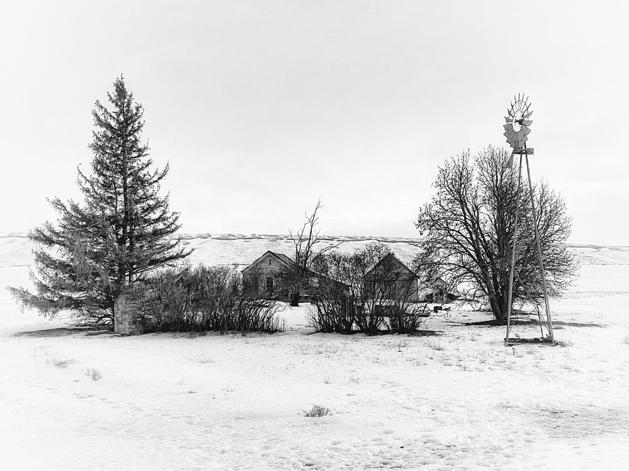 Abandoned Farm Covered in Snow bw Photograph by Jerry Abbott