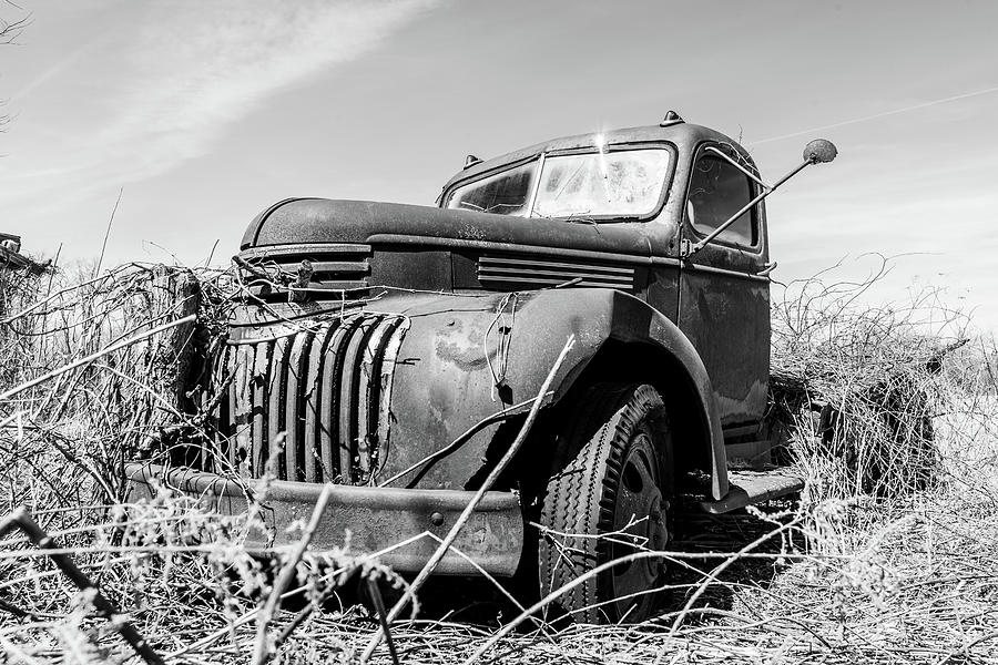 Abandoned Farm Truck Photograph by Scott Smith