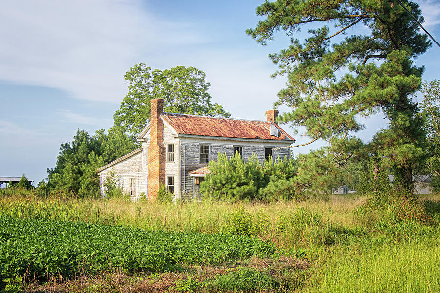 Abandoned Federal Style House - North Carolina Photograph by Bob Decker