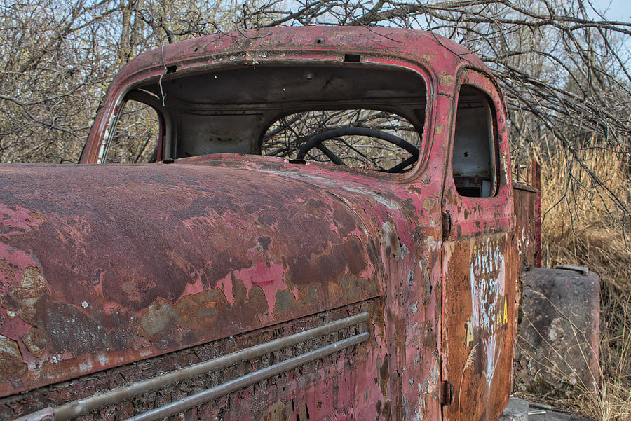 Abandoned Fire Truck - Drivers Side Photograph by Cathy Mahnke | Fine ...