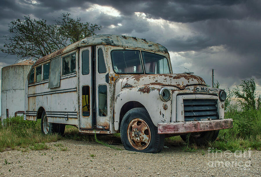 Abandoned Gmc Bus Photograph By Tony Baca - Fine Art America