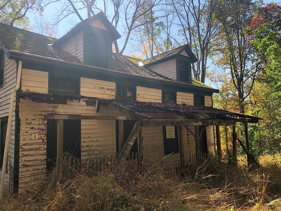 Abandoned house in watchung Photograph by Denise Bartkus - Fine Art America