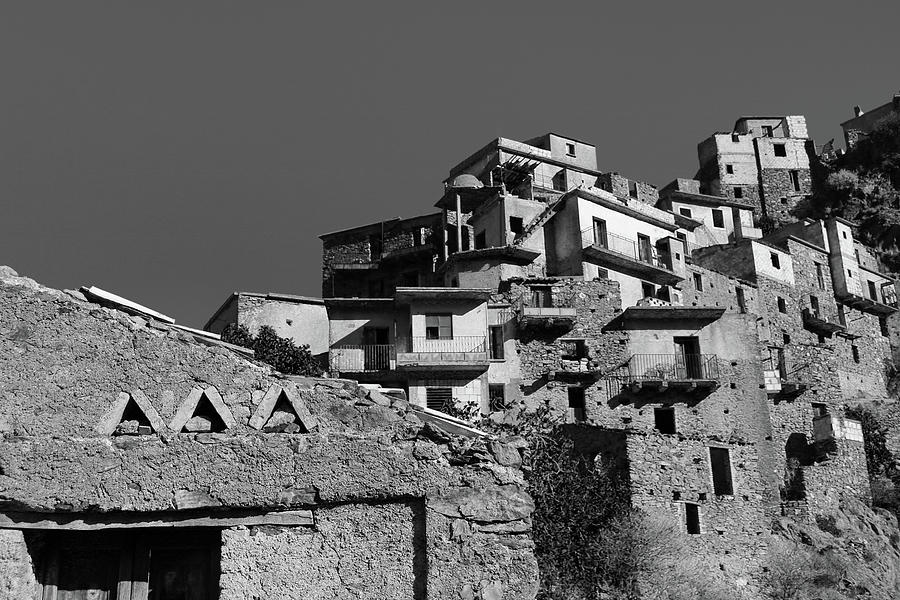 Abandoned houses in Roghudi Vecchio, Italy Photograph by Nic Turetta