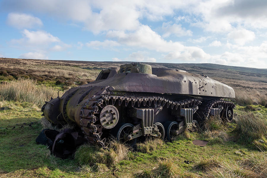 Abandoned tank Photograph by Steev Stamford