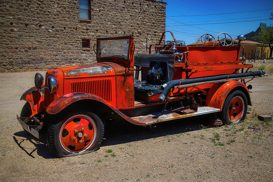 Abandoned Vintage Fire Truck by Garry Gay