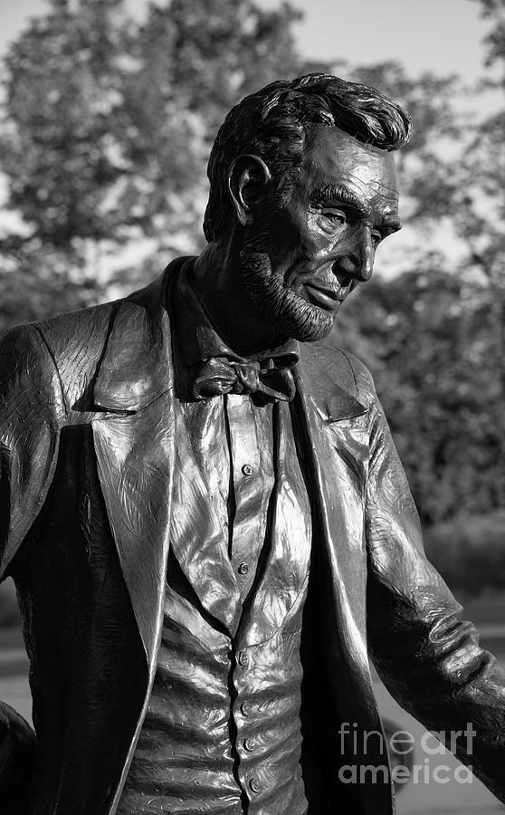 Abe Lincoln National Cemetery - 18 Photograph by David Bearden
