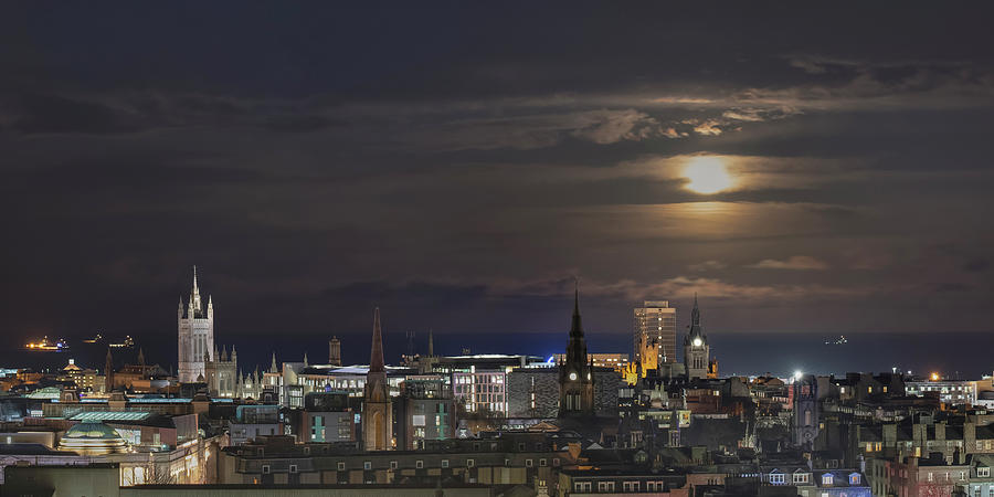 Aberdeen Skyline Photograph by Veli Bariskan