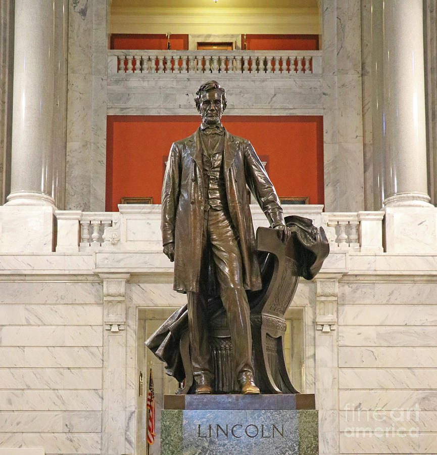 Abraham Lincoln Statue at Kentucky State Capitol 9729 Photograph by Jack Schultz