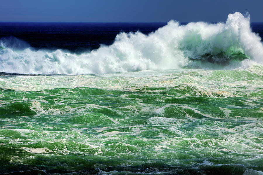 Acadia Wave 3211 Photograph by Greg Hartford