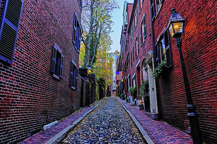 Acorn Street in the Fall Boston Massachusetts Photograph by Toby McGuire