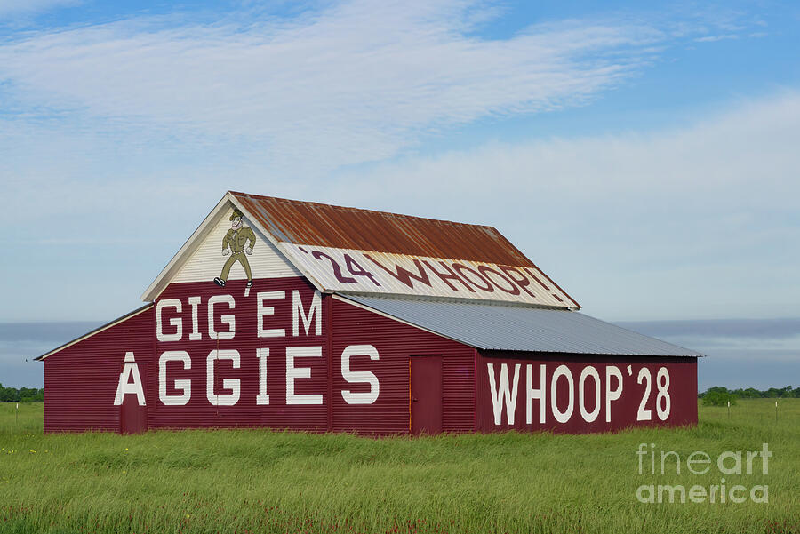 Aggie Barn Photograph by Bee Creek Photography - Tod and Cynthia - Fine ...