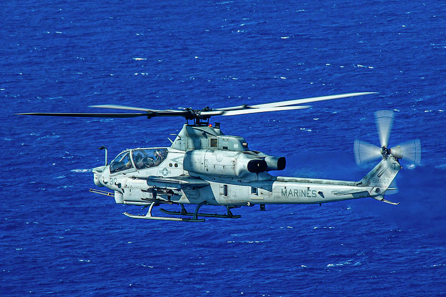 AH-1Z Viper Helicopter Photograph by Paul Fearn