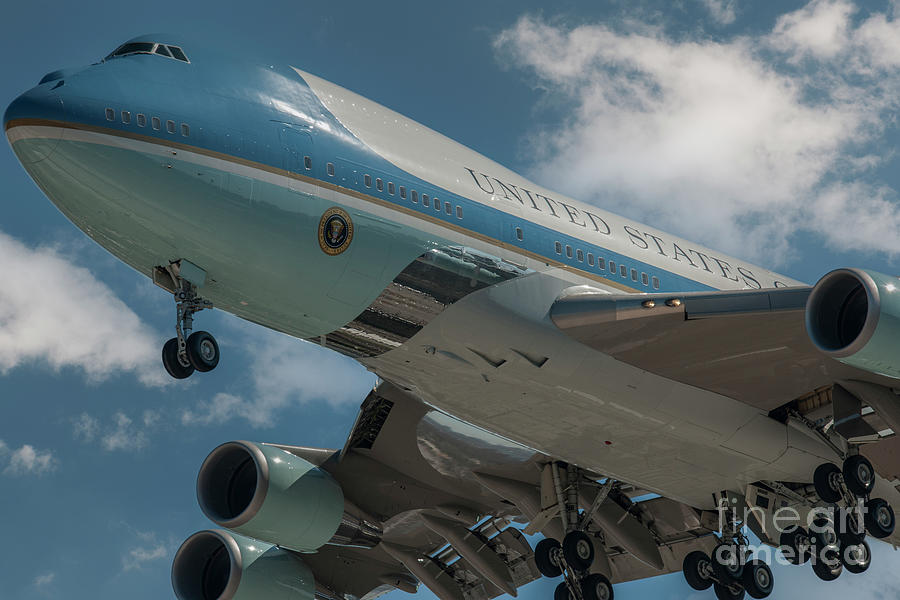 Air Force One - President Trump- Final Approach Chs Photograph