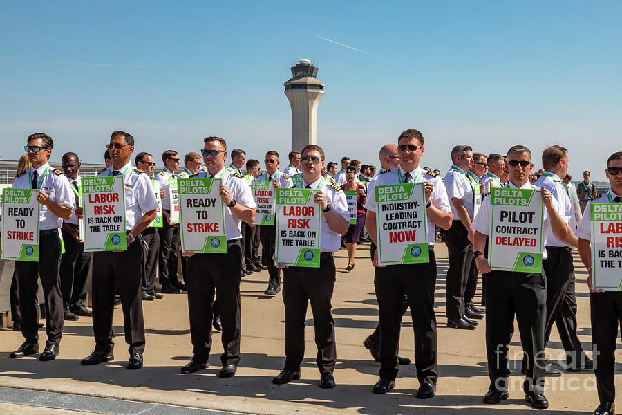 Air Line Pilots Picketing Photograph by Jim West