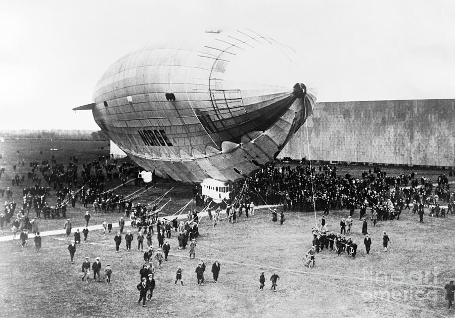 1922 Photograph - Airship Norge, c1920 by Granger