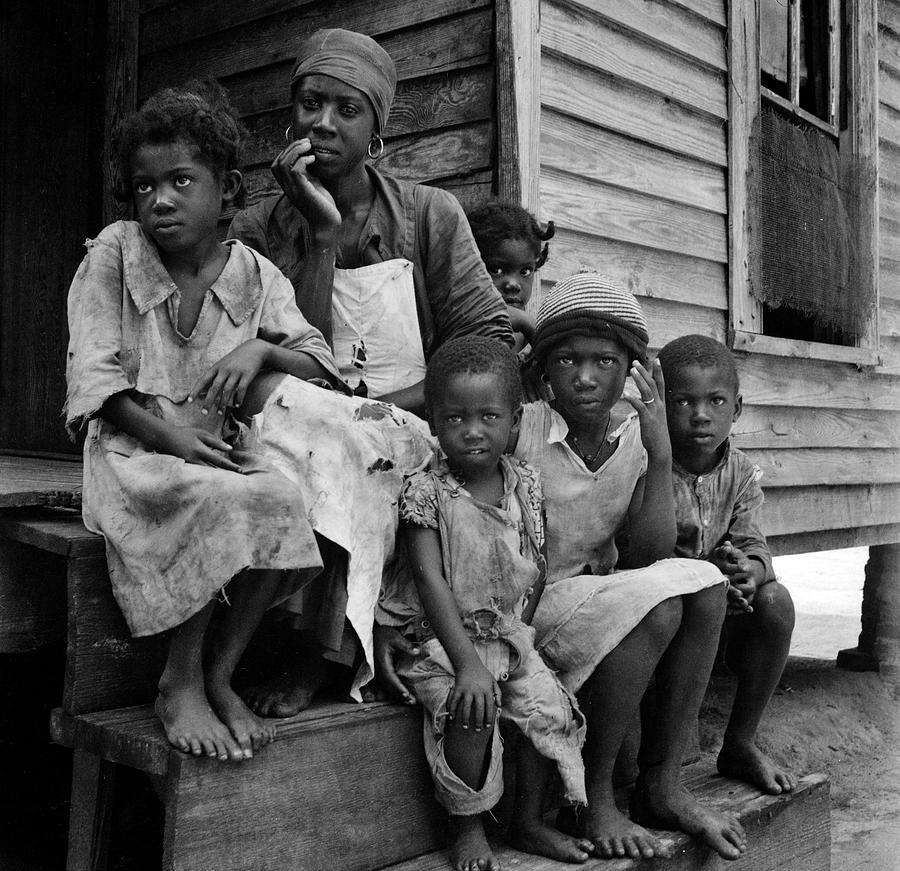 Alabama Sharecropper Family 1936 Photograph by Mountain Dreams - Fine ...