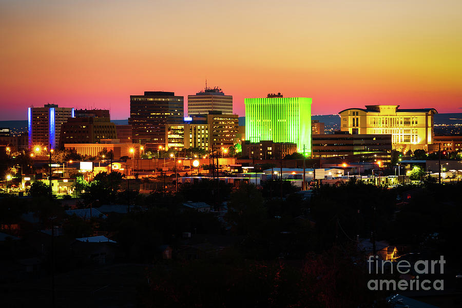 Albuquerque Photograph - Albuquerque Skyline at Sunset Photo by Paul Velgos
