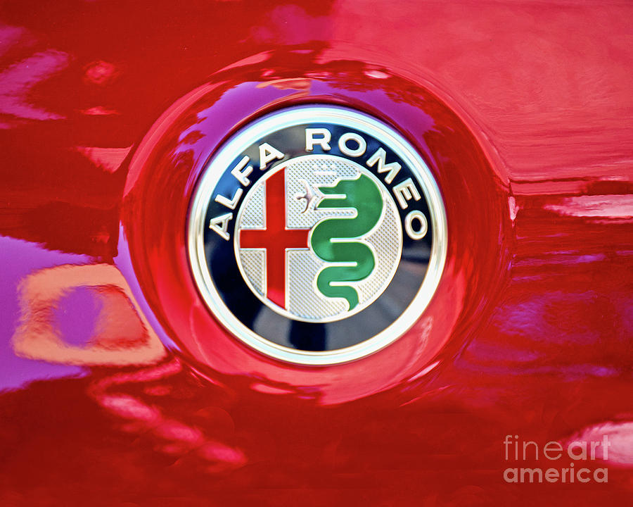 Alfa romeo emblem