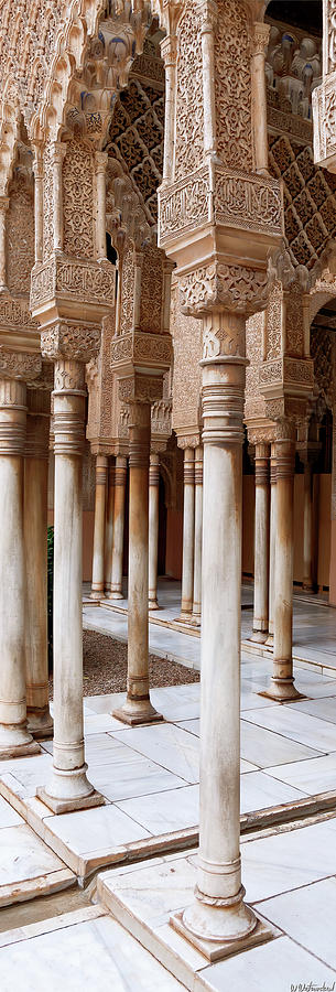 Alhambra Two Columns in the Court of the Lions Photograph by Weston Westmoreland