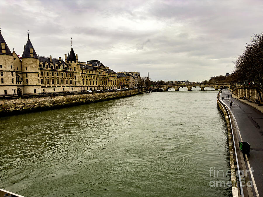 Along the Seine Photograph by William Norton