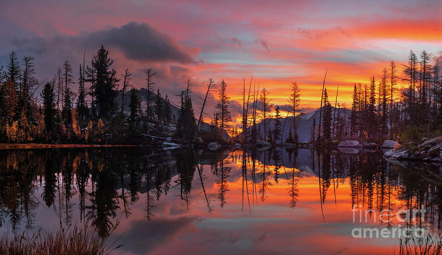 Alpine Lakes Sunrise Symmetry Photograph