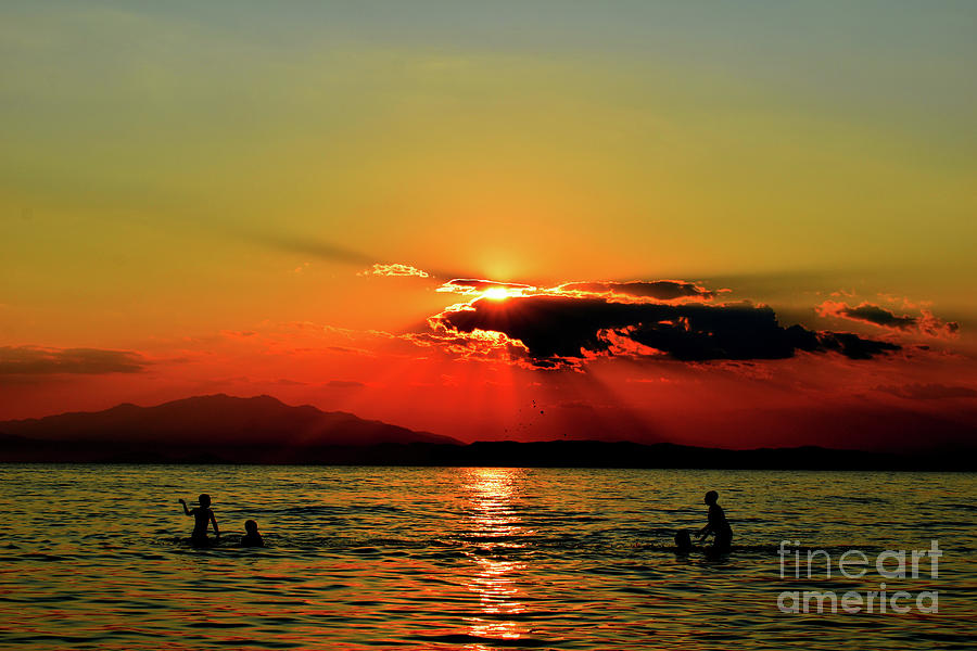 Amazing Sunset Happiness Photograph by Leonida Arte
