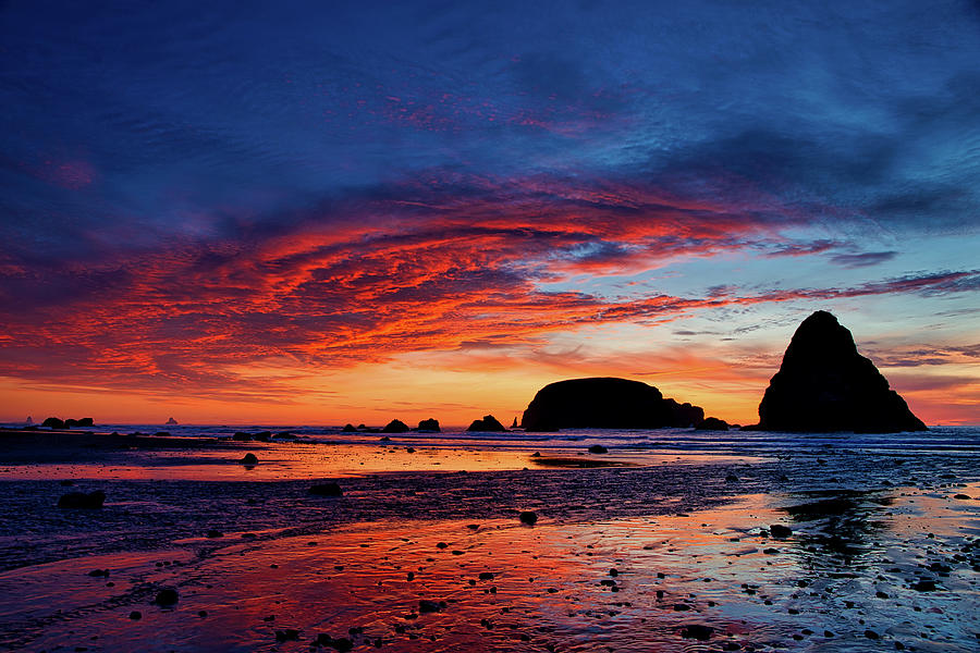 Amazing Whaleshead  beach sunset Photograph by Lynn Hopwood