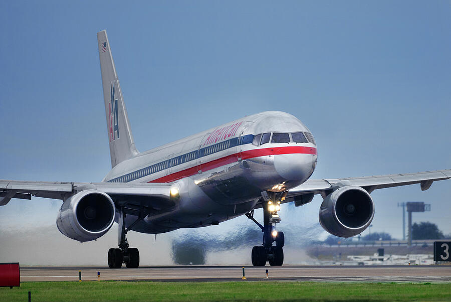 American Airlines Boeing 757 Takeoff at Dallas Ft. Worth Photograph by Erik Simonsen
