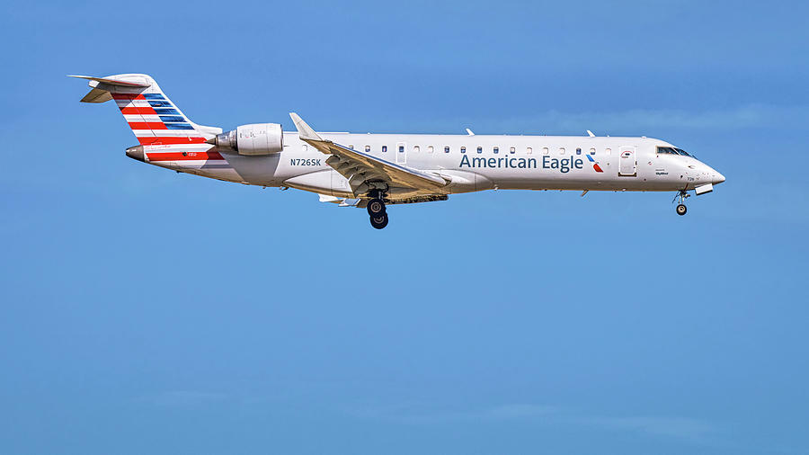 American Airlines CRJ-200 Landing DFW by Rospotte Photography