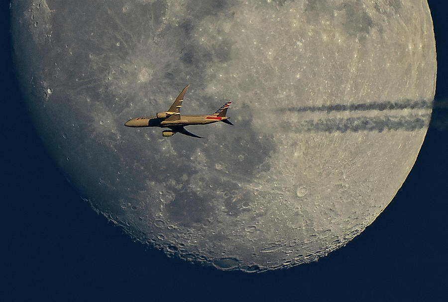 American Airlines Moon Flight Photograph by William Jobes