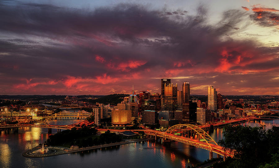 An Evening In Pittsburgh Photograph by Mountain Dreams