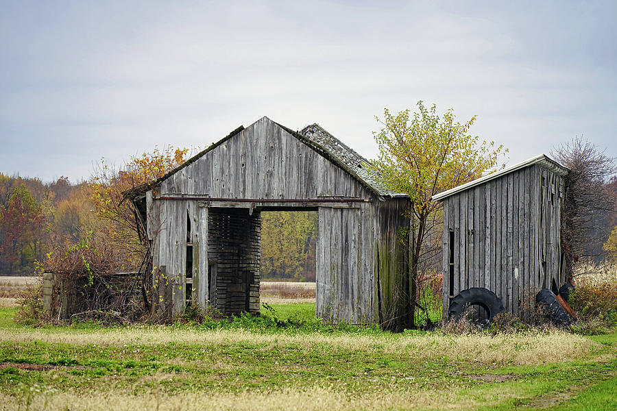 An Old Farmers Barn In Delaware County In Indiana Photograph