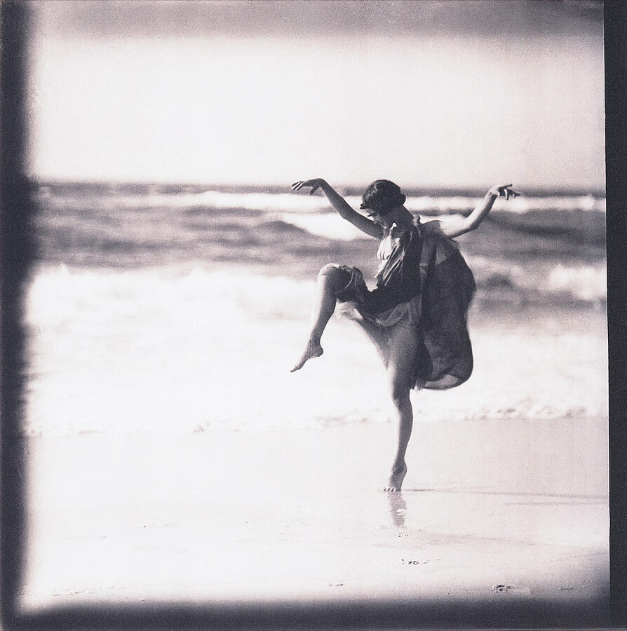 Anna Duncan Dancing Photograph by Arnold Genthe - Fine Art America