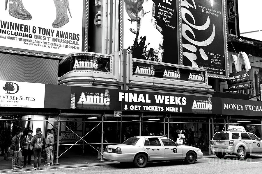 Annie Final Weeks in Times Square New York City Photograph by John Rizzuto